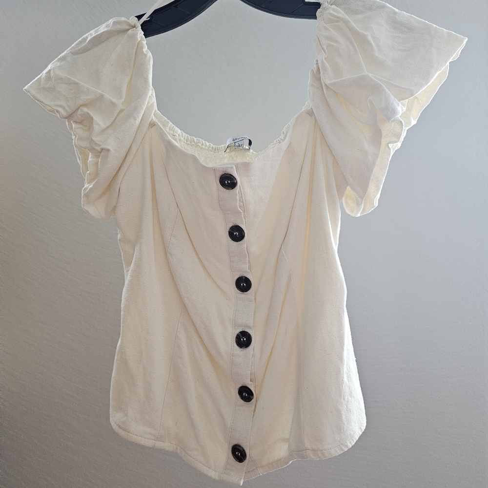 White Ruffled Buttoned Blouse
